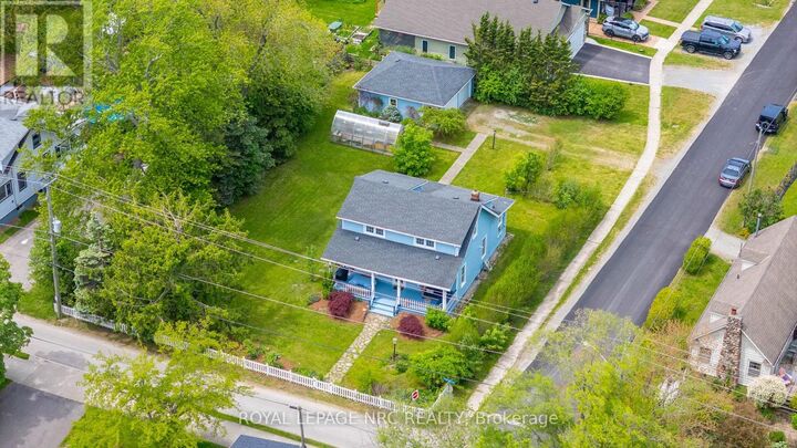 Property Photo: 788 Edgemere Road ON L2A 1A6