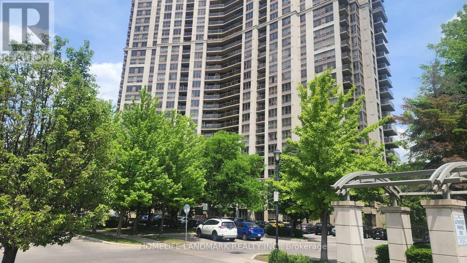 Property Photo: 700 Humberwood Boulevard 2221 ON M9W 7J4