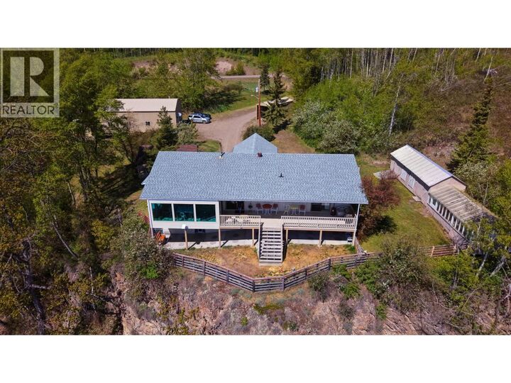6235 Colleymount Road — photo 1