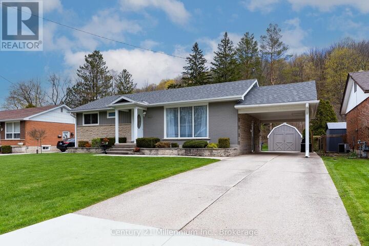Photo de la propriété:  181 7th Avenue East  ON N4K 2W8 