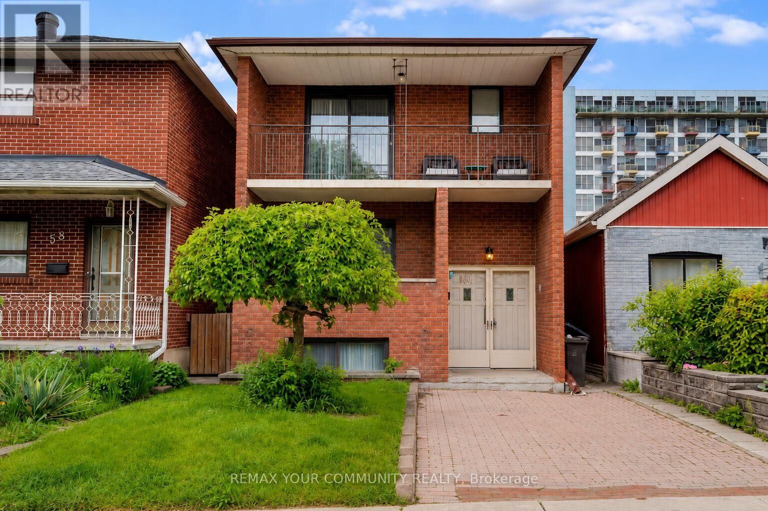 Property Photo:  60 Regent Street  ON M6N 3N9 