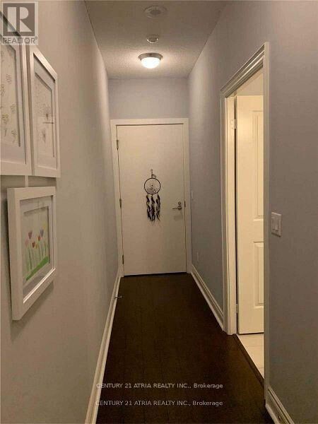 Property Photo: 28 Ted Rogers Way 2605 ON M4Y 2J4