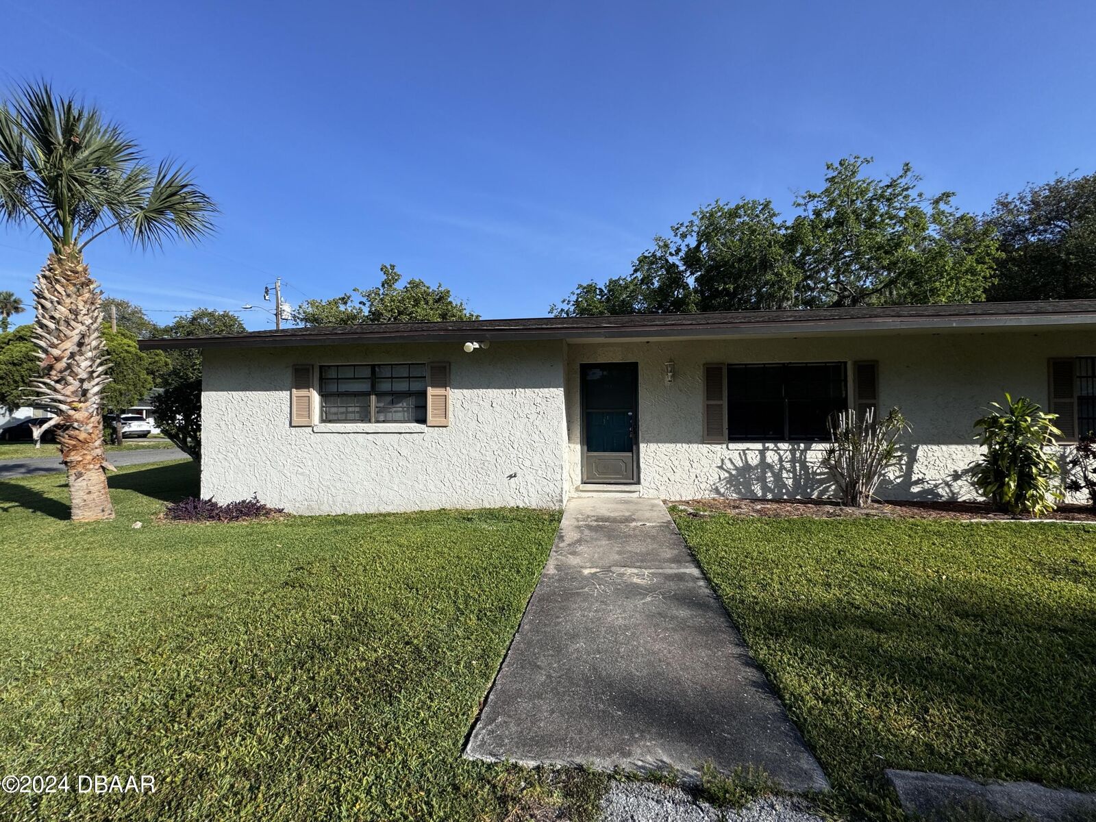 Property Photo:  319 Cavanah Drive A  FL 32117 