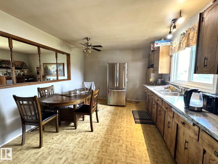 Property Photo: 5419 49 Street AB T0E 2M0