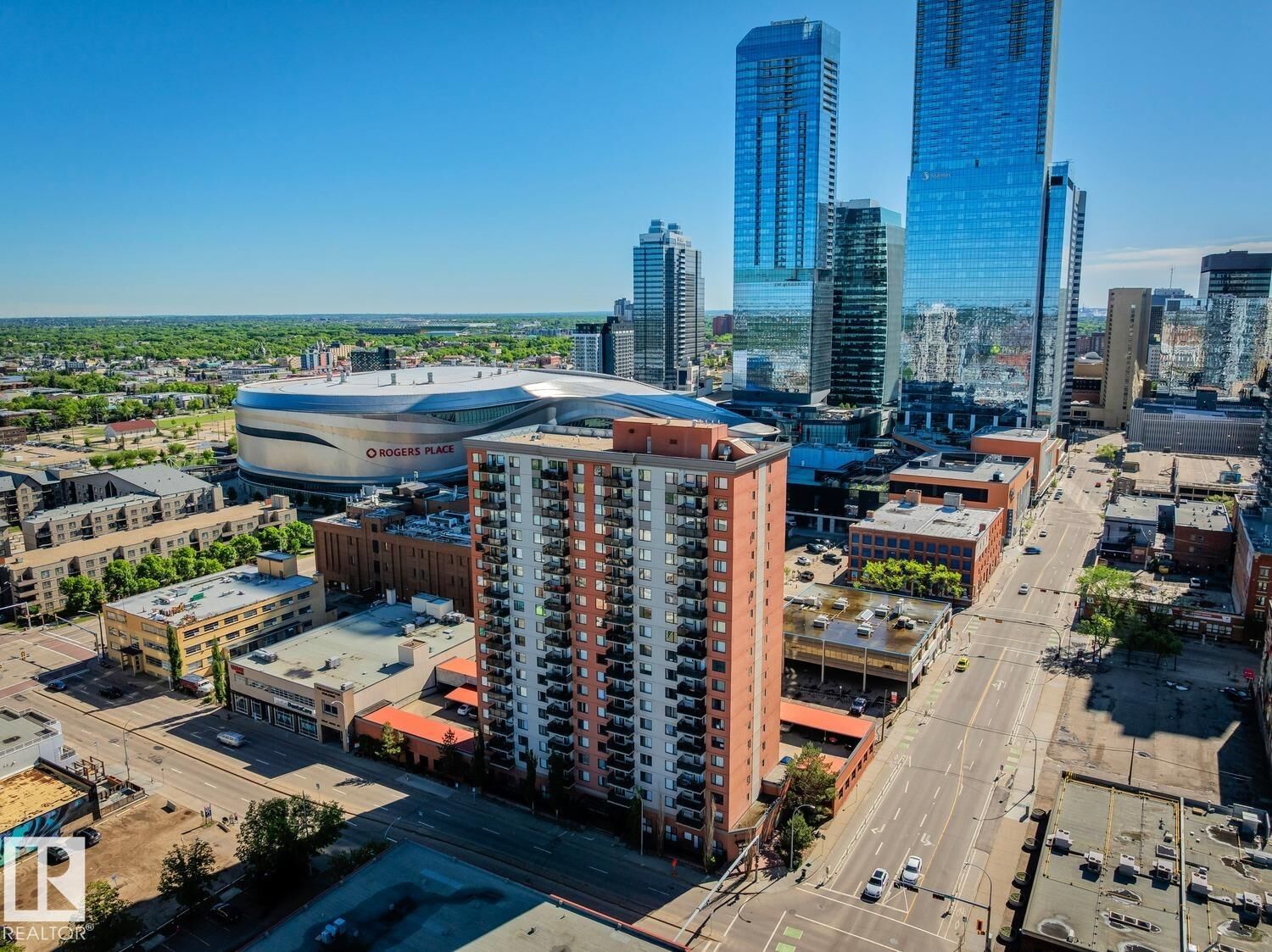Property Photo:  10303 105 Street NW 402  AB T5Y 5G3 