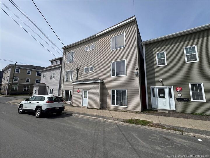 89 Adelaide Street — photo 1
