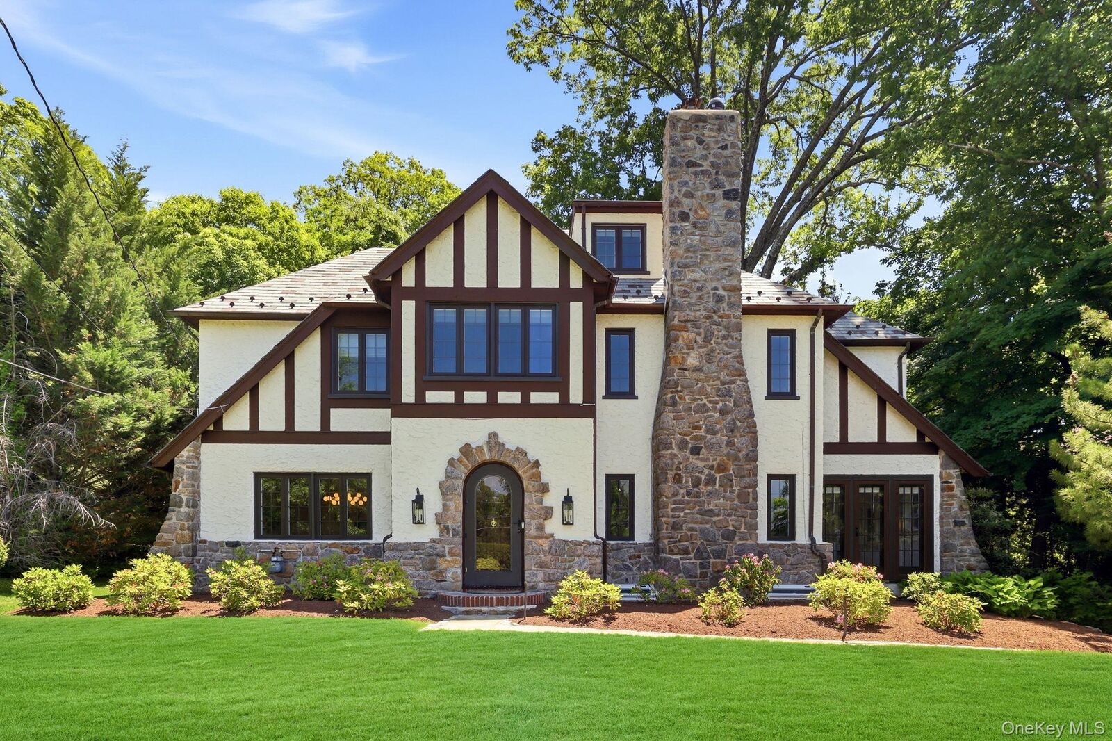 Property Photo: 6 Montrose Road NY 10583
