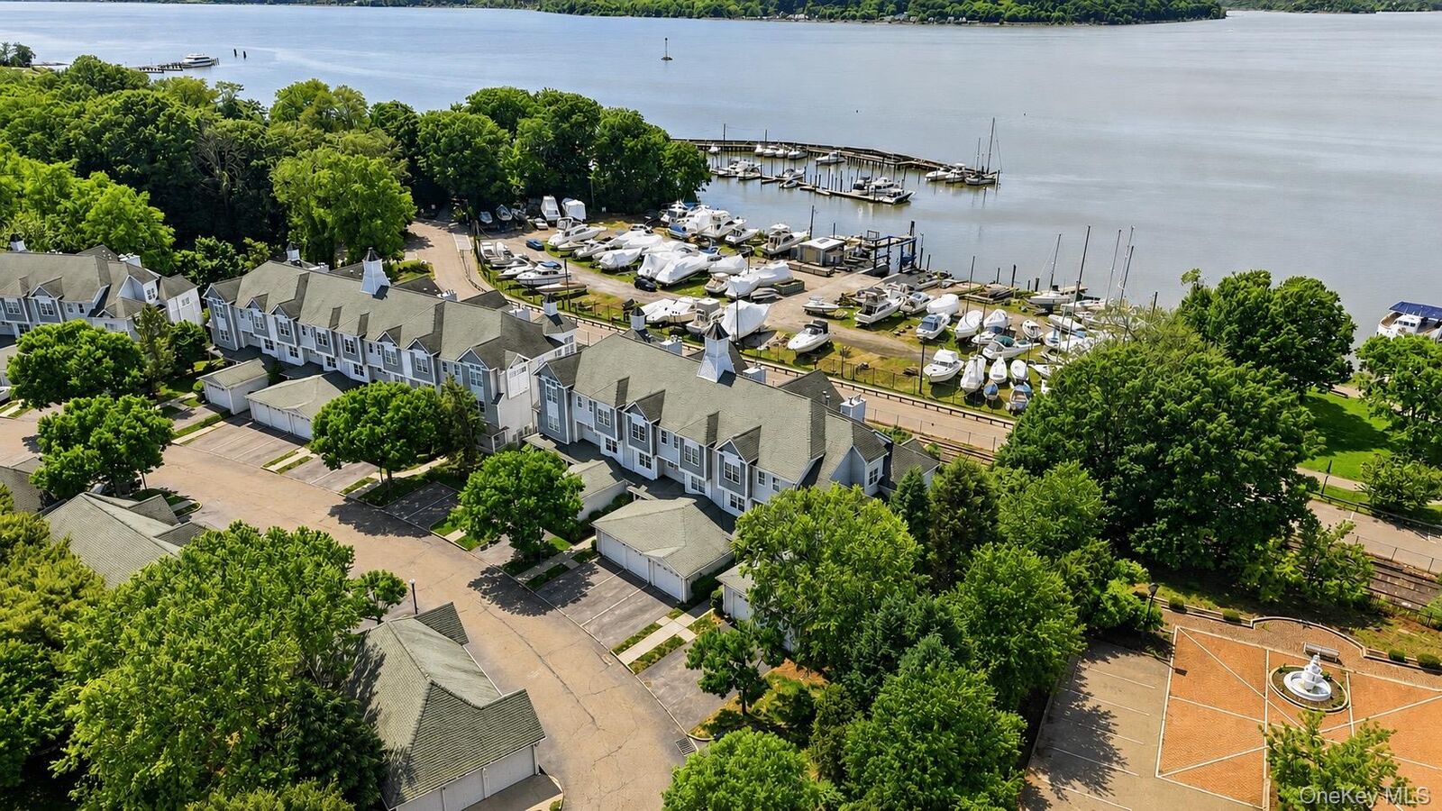 Property Photo:  323 Waterside Close  NY 10566 