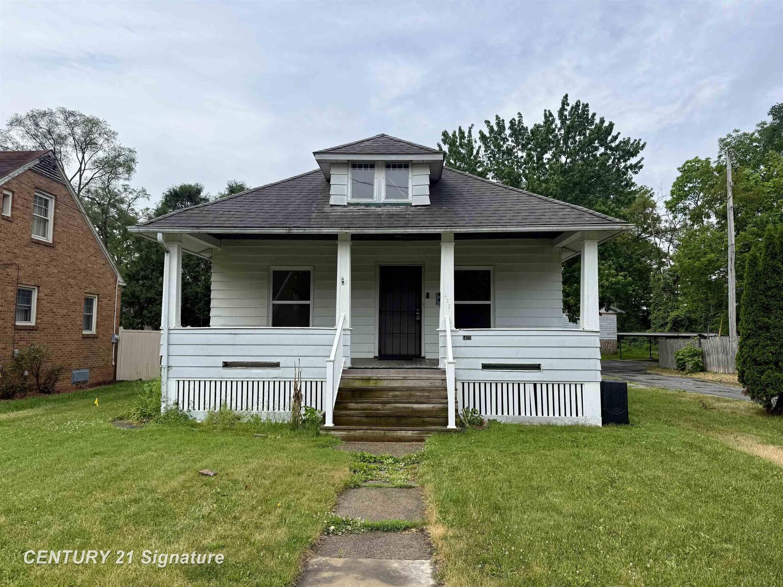 Property Photo: 1425 Stephens Street MI 48602