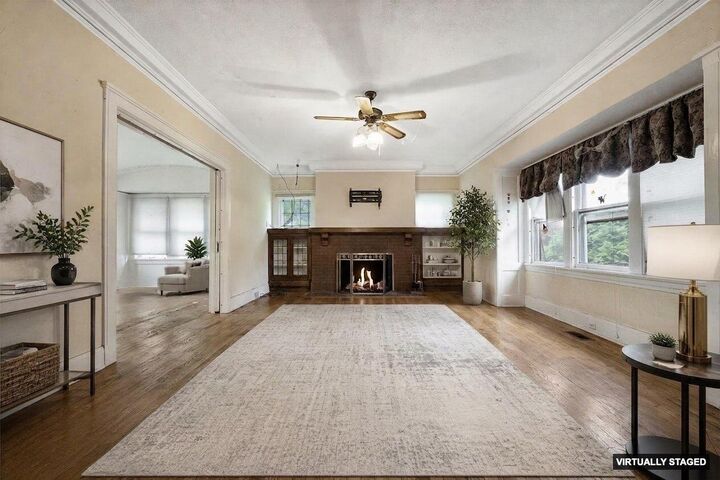 Property Photo:  220 Forest Ave  WI 53040 