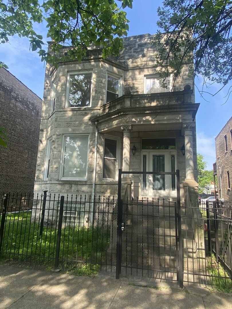 Property Photo: 5646 S Sangamon Street IL 60621