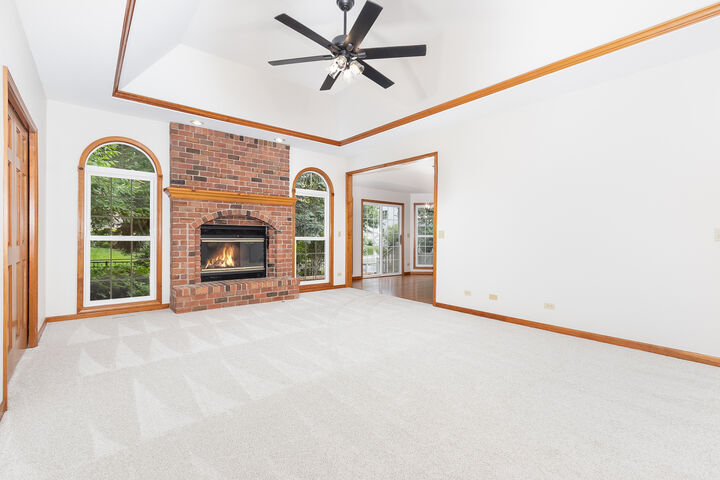 Property Photo:  15238 Vetel Court  IL 60544 
