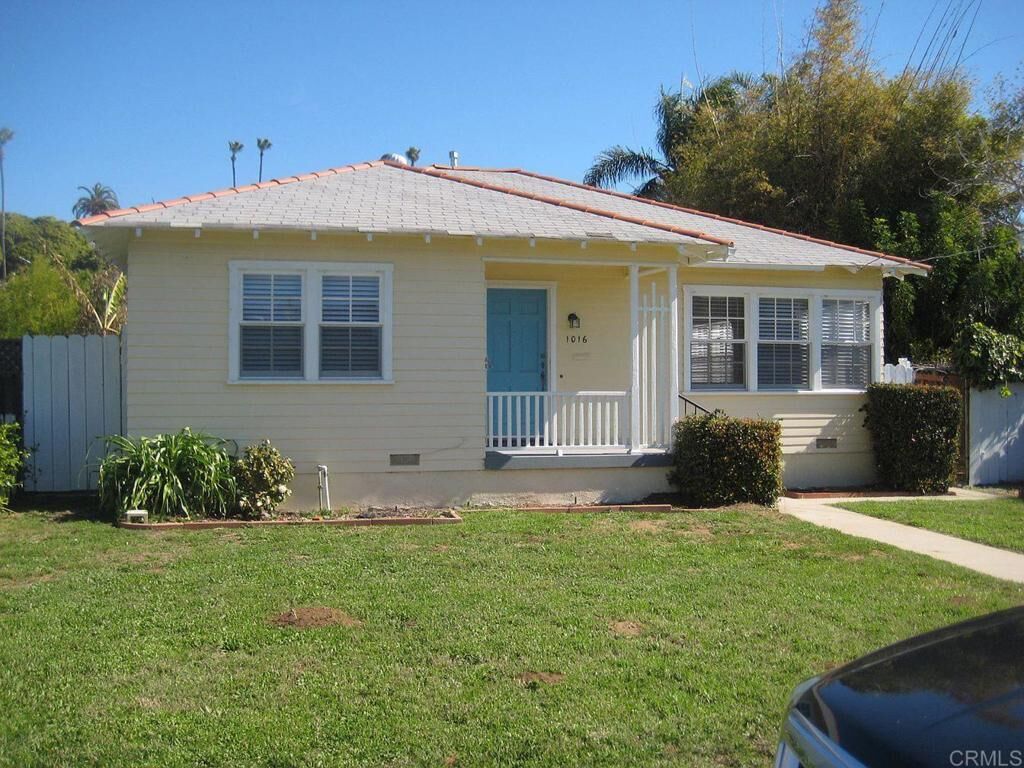 Property Photo:  1016 S Nevada Street  CA 92054 