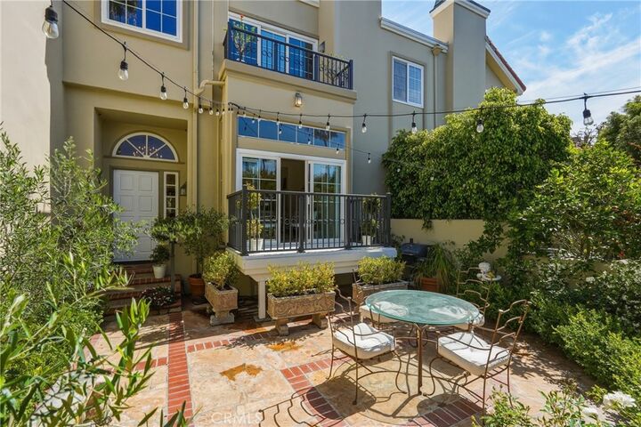 Property Photo:  6182 Fernwood  CA 92648 