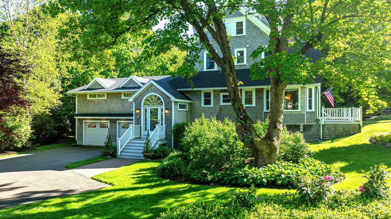Property Photo:  1 Norwood Farms Road  ME 03909 