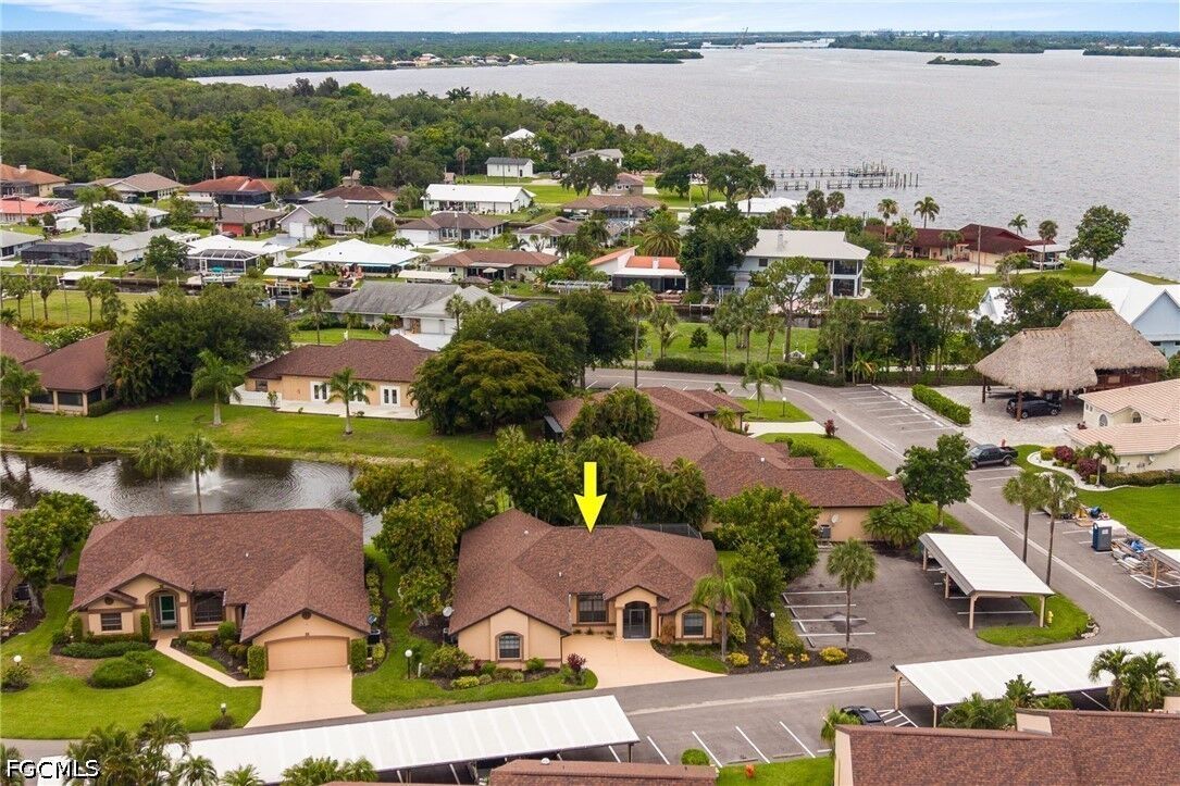 Property Photo:  15484 Admiralty Circle 2  FL 33917 