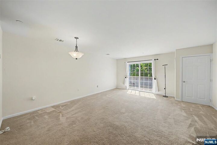 Property Photo:  58 Kinderkamack Road 22  NJ 07630 