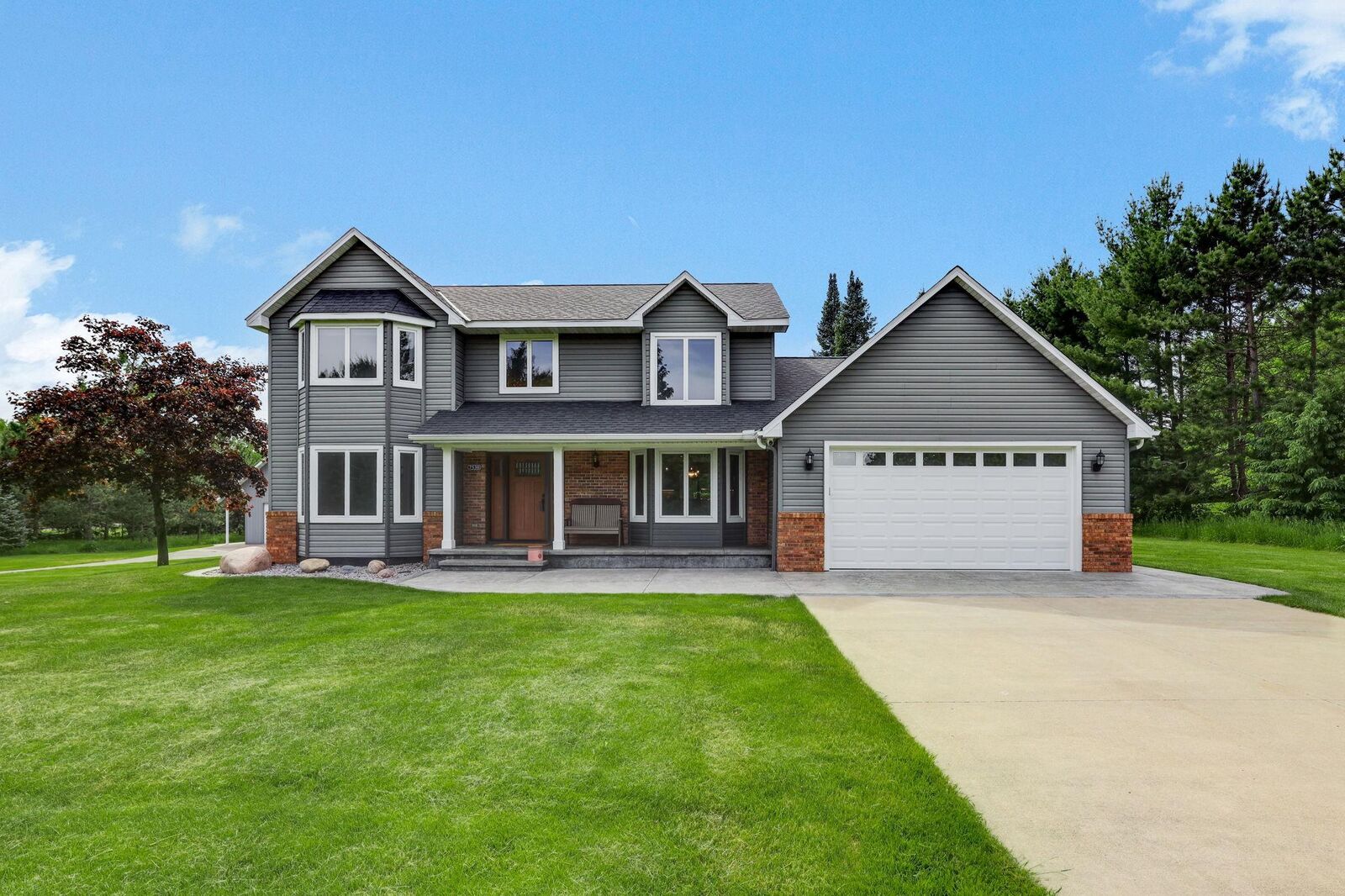Property Photo: 7530 Leeward Avenue N MN 55082