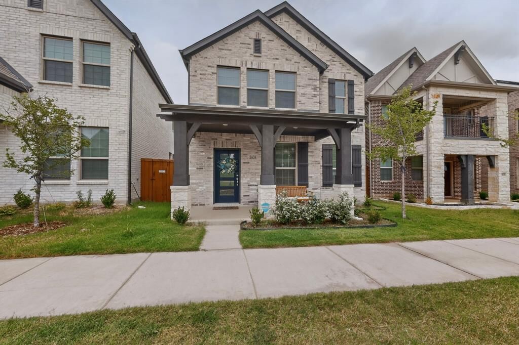 Property Photo: 2636 Big Bend Mews TX 76210