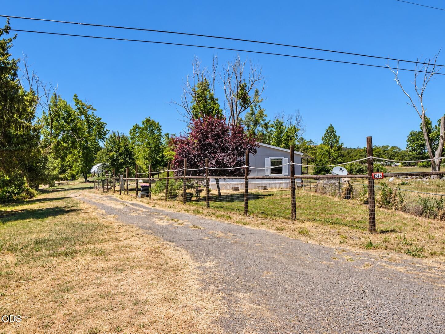 Property Photo: 1245 Davanna Drive OR 97524