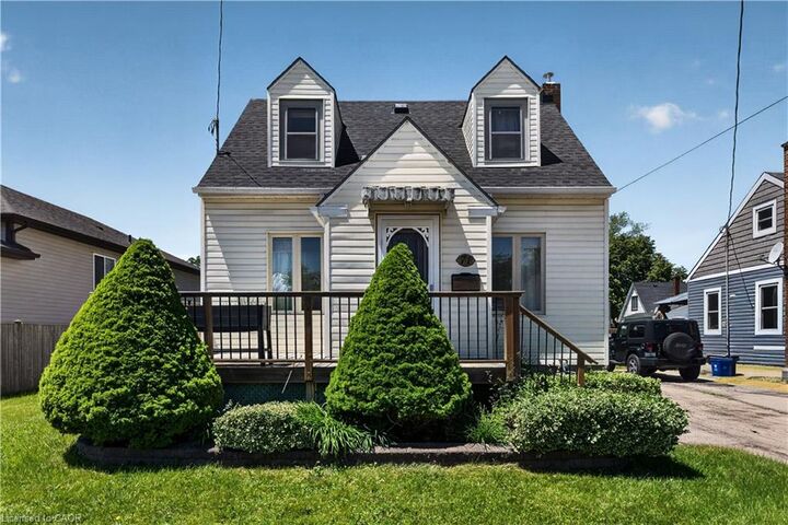 71 Scholfield Avenue S — photo 1