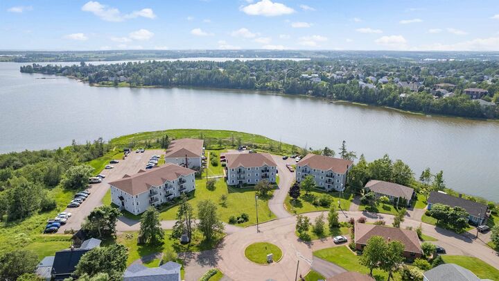 22 Waterview Heights 18 — photo 1