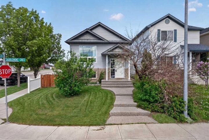 Photo de la propriété: 171 Saddlemont Crescent NE AB T3J 4R6