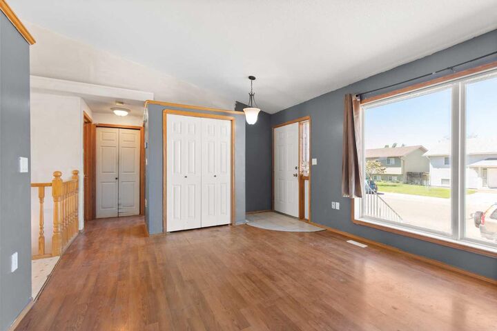 Property Photo:  2385 Hatcher Drive NE  AB T1C 1X5 