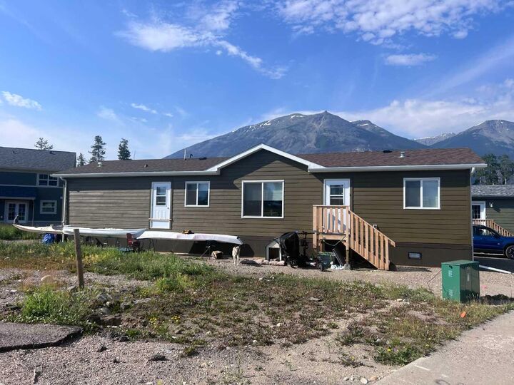 1035 Lodgepole Street — photo 1
