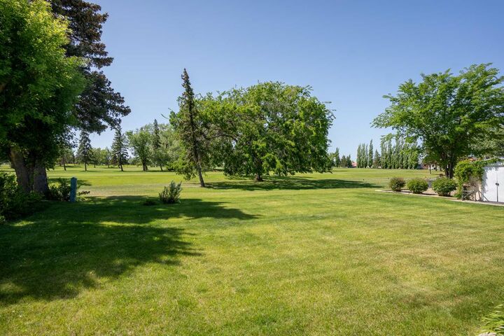 Property Photo:  4612 50 Avenue  AB T1G 1G3 