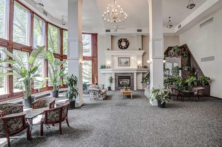 Property Photo: 1920 14 Avenue NE 114 AB T2E 8V4