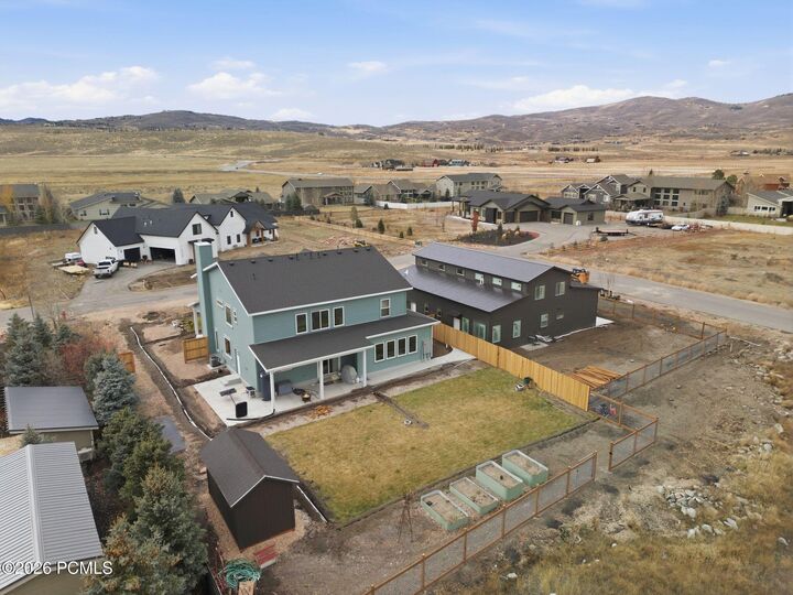 Property Photo:  415 E Earl Street  UT 84098 