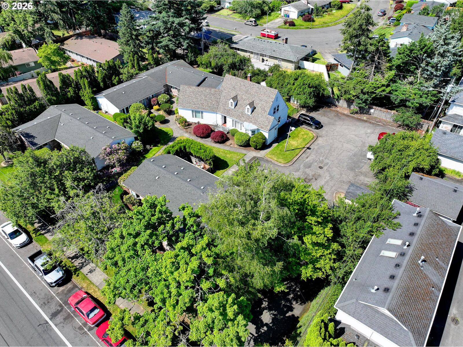Property Photo:  1401 SE 130th Ave  OR 97233 