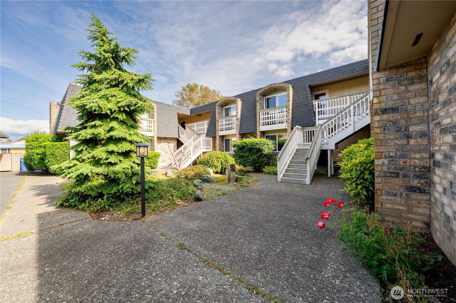 Property Photo: 1199 9th Avenue 204 WA 98277