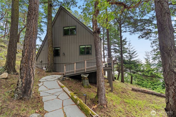 Property Photo: 5 Nelson Trail WA 98250