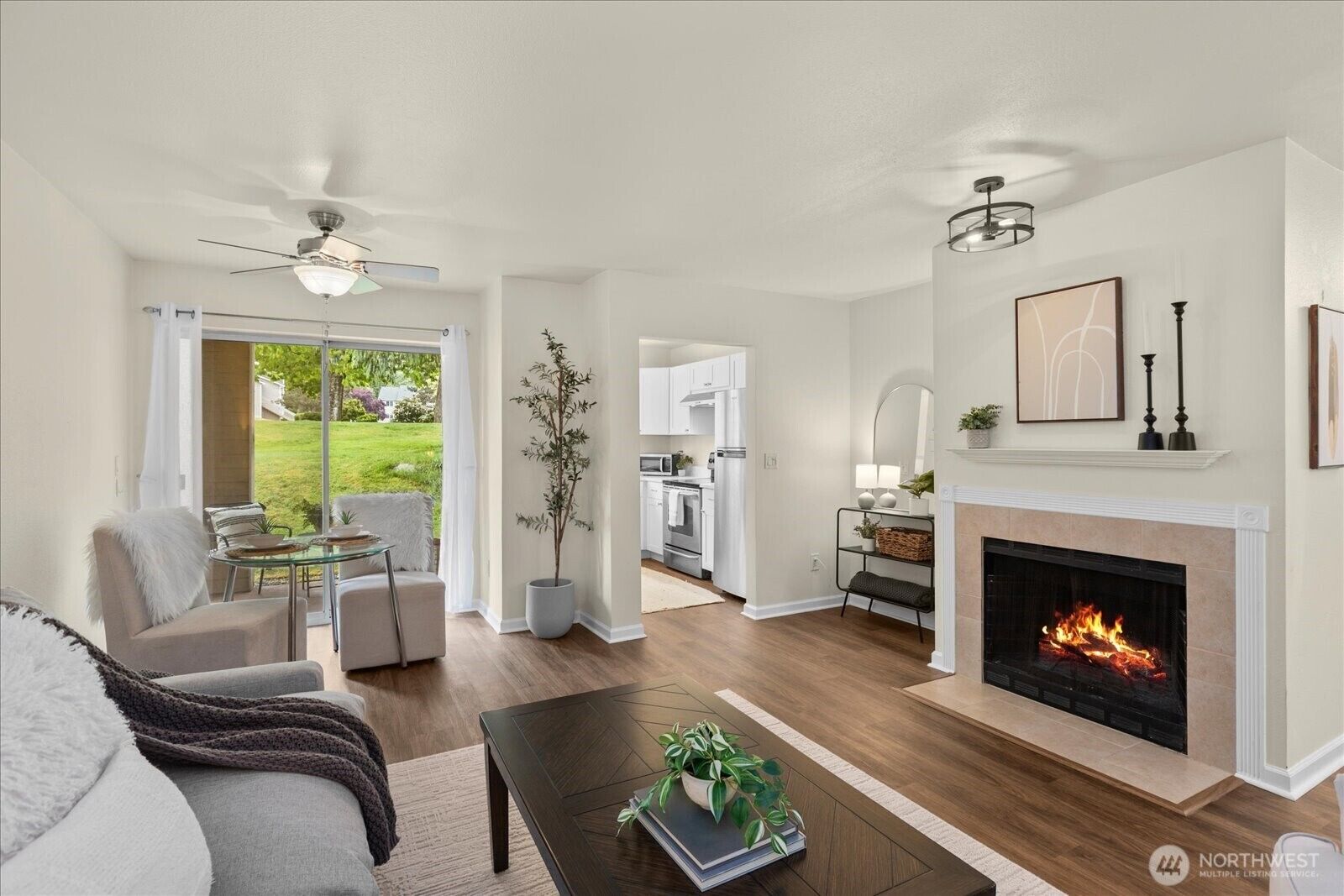 Property Photo: 5300 Harbour Pointe Boulevard #305J WA 98275