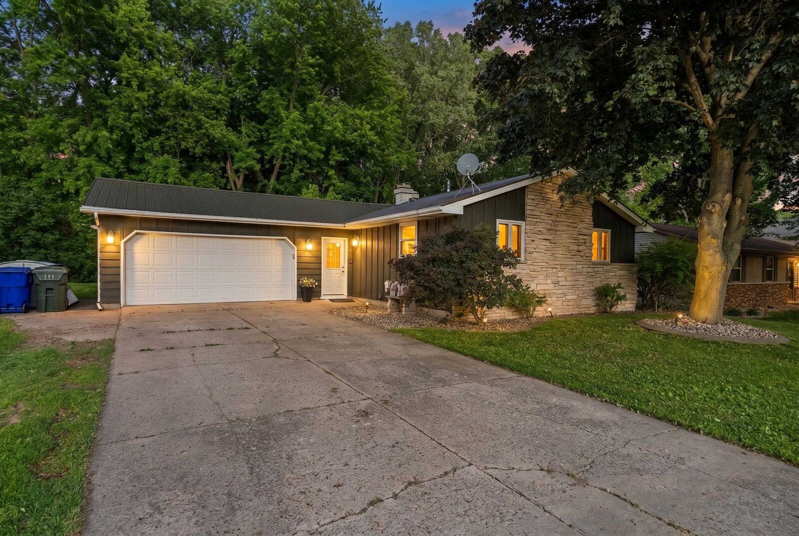 Property Photo:  1708 Thelen Avenue  WI 54130 
