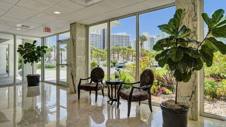 Property Photo: 3300 NE 36th Street 1621 FL 33308
