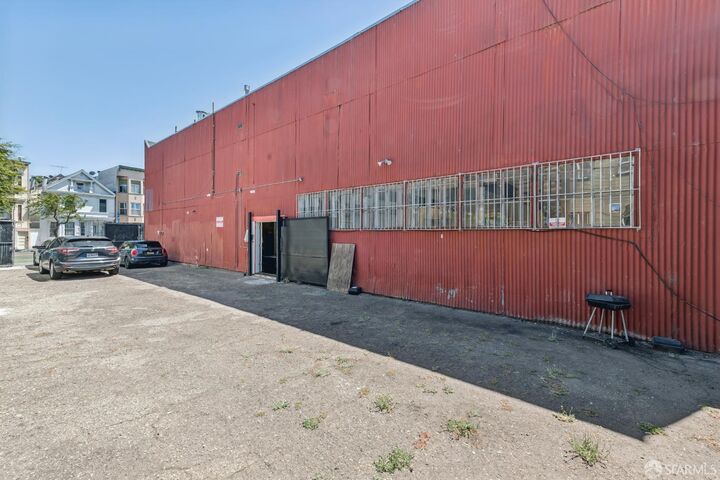 Property Photo:  1620 Folsom Street  CA 94103 