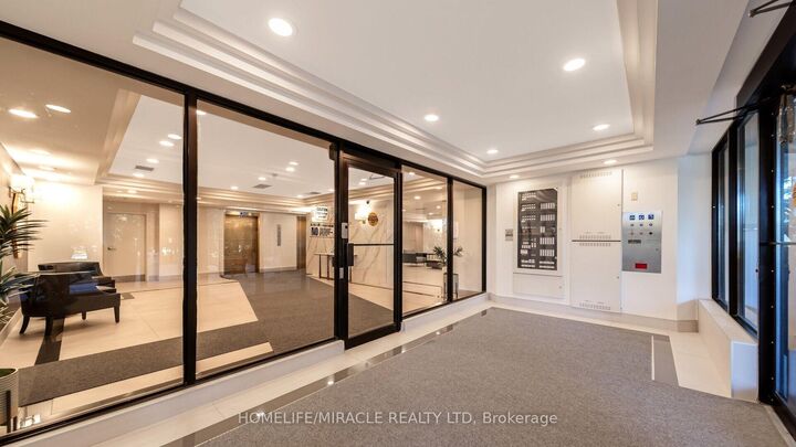 Property Photo: 22 Hanover Road 510 ON L6S 5K7