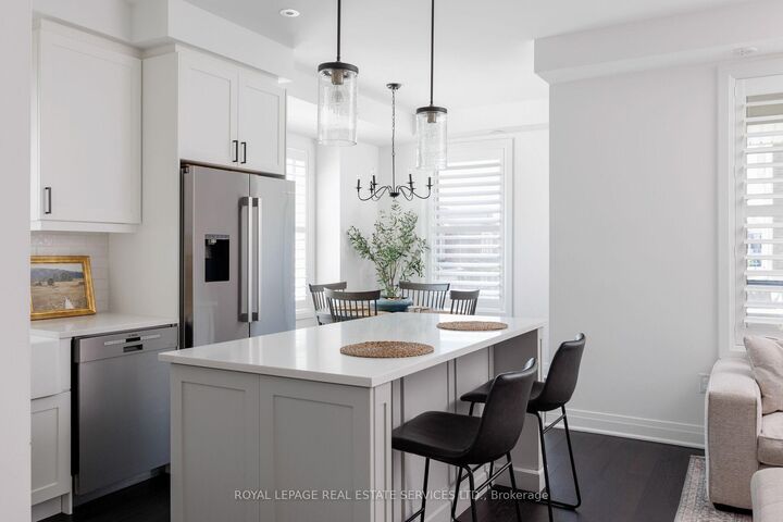 Property Photo: 1317 Leriche Way 86 ON L9E 0H5