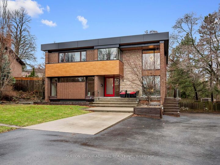 Property Photo: 8 Foxdale Court ON M2K 2P2