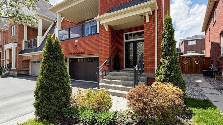 Property Photo:  378 Malboeuf Court  ON L9T 7Y3 