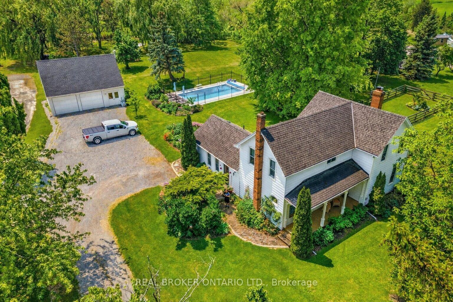 Property Photo: 519 Queenston Road ON L0S 1J0
