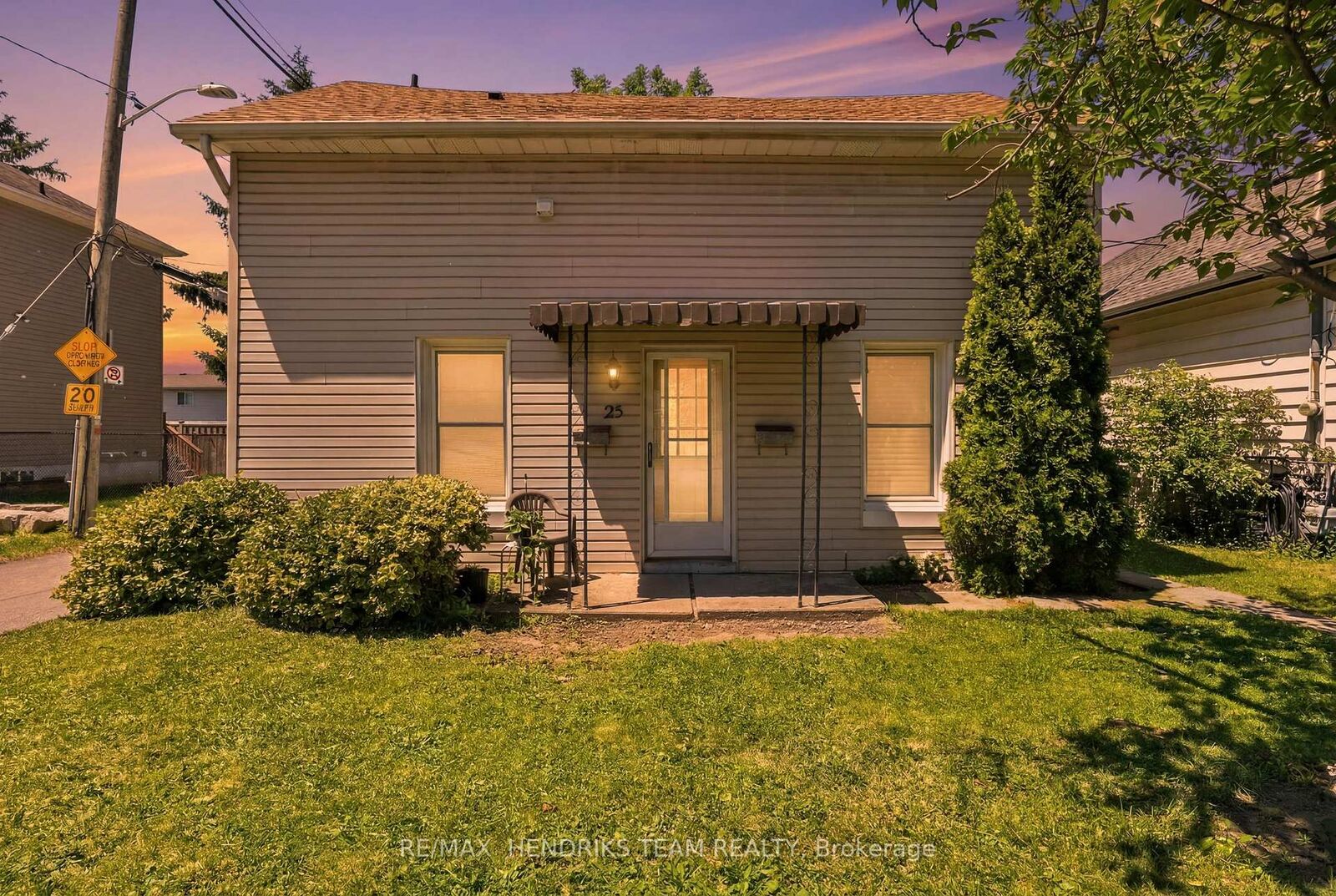 Property Photo: 25 Bessey Street ON L2T 1L9