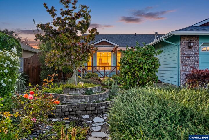 Property Photo:  4255 Great Plains Dr NE  OR 97305 
