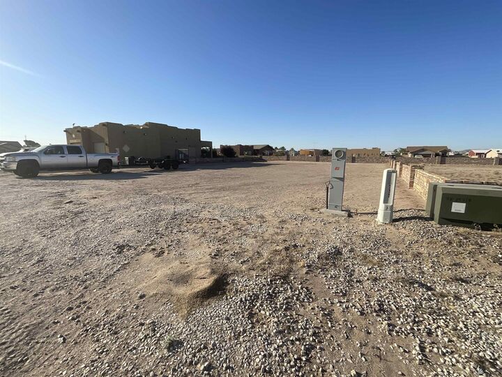 Property Photo: 30403 E Mountain View Ave AZ 85356