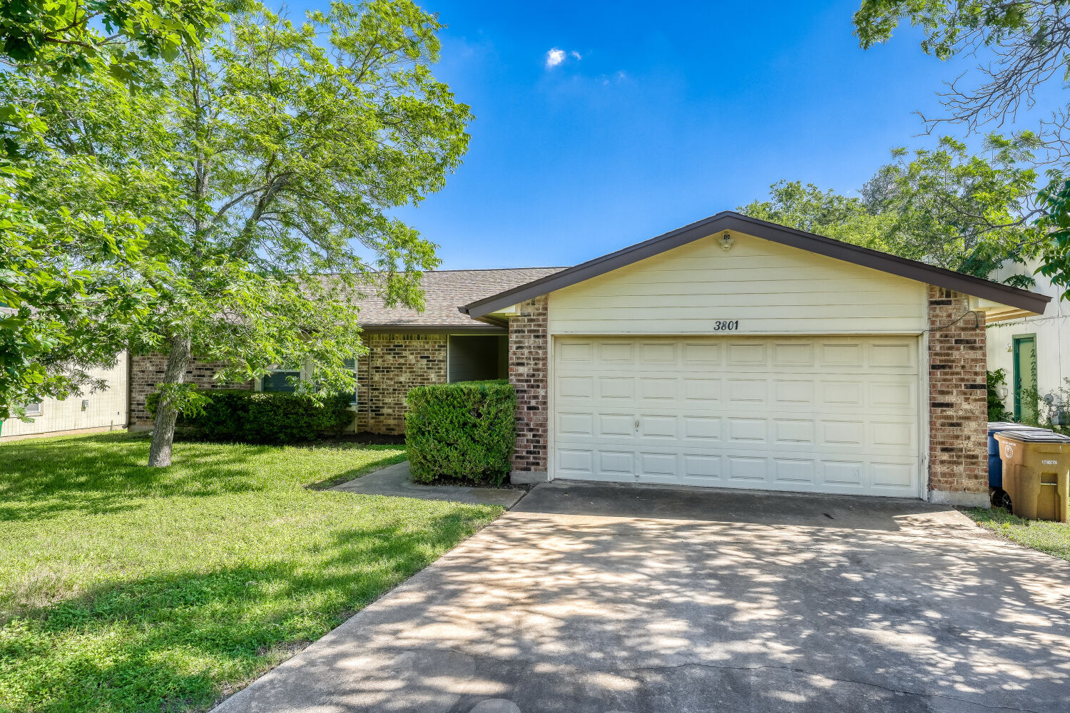 Property Photo: 3801 Eton Lane TX 78727