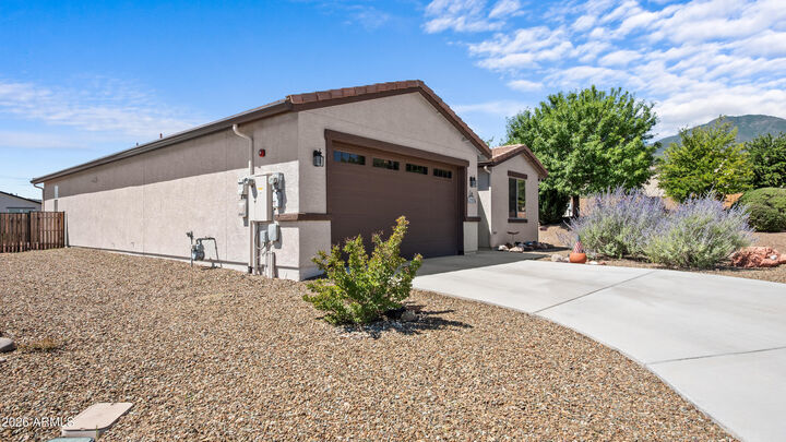 Property Photo:  2053 W Golddust Circle  AZ 86326 
