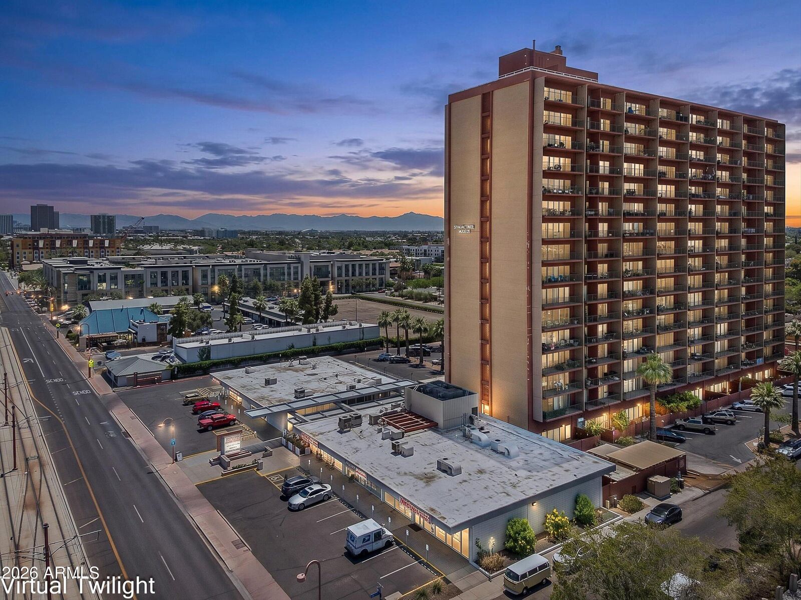 Property Photo:  4750 N Central Avenue 9A  AZ 85012 